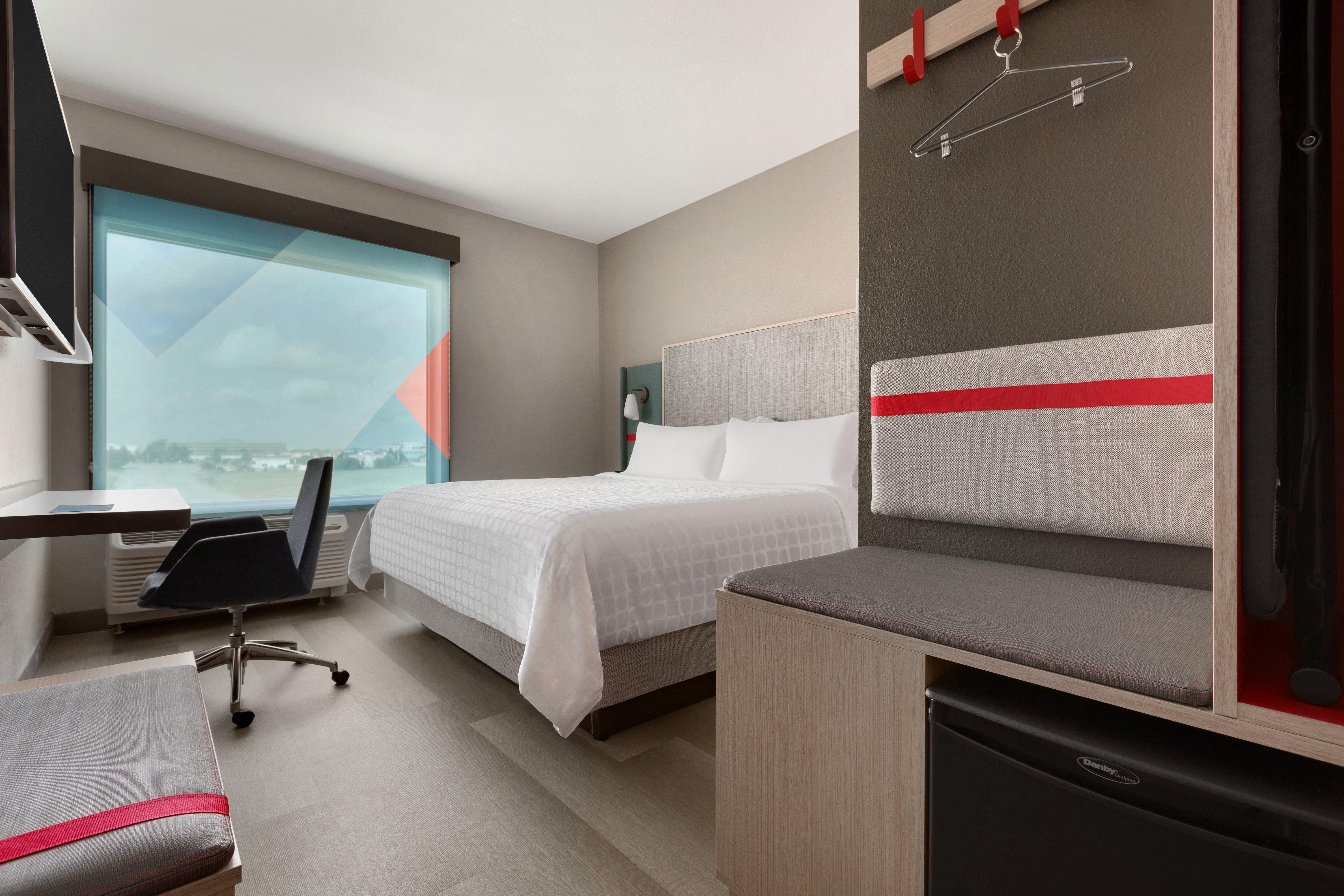Avid Hotel Tulsa South - Medical District By Ihg Екстериор снимка